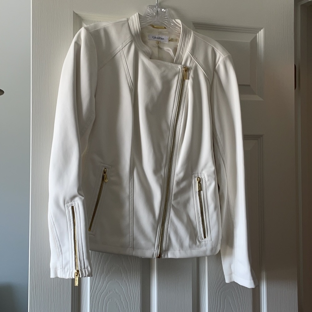 Gorgeous white faux leather jacket!
